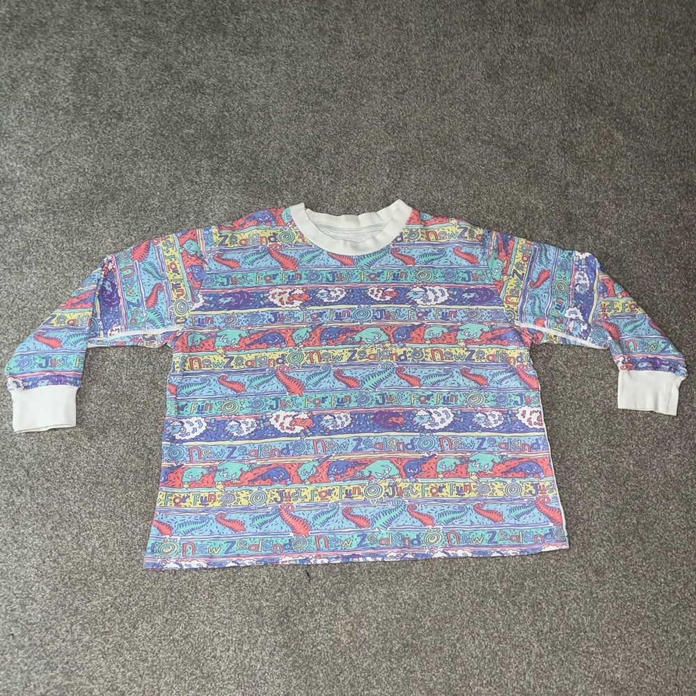 Vintage T & Ski Style All Over Print Sweatshirt Large New Zealand HTF Pullover